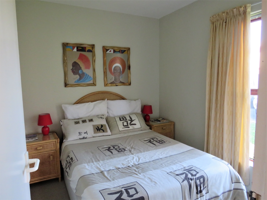 To Let 2 Bedroom Property for Rent in Greenways Golf Estate Western Cape